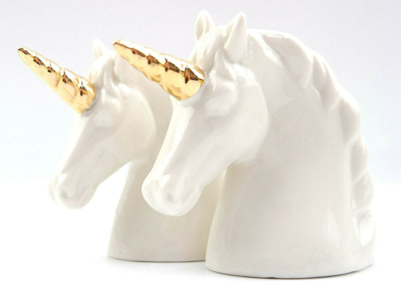 Sass and Belle Novelty Ceramic Salt & Pepper Shaker Pot Condiment Set Table Gift