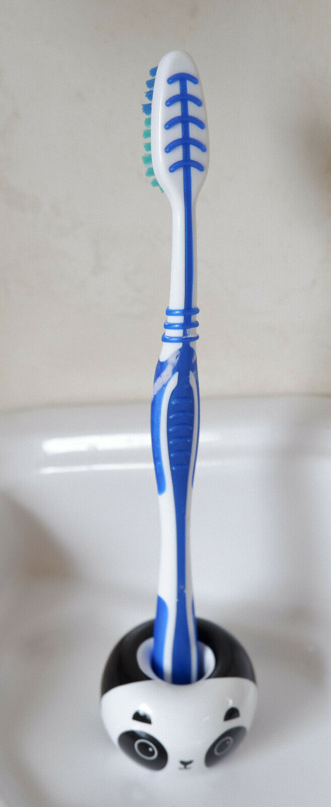 1 Cute Cat or Panda Porcelain Toothbrush Stand Holder Bathroom Pen Razor Holder