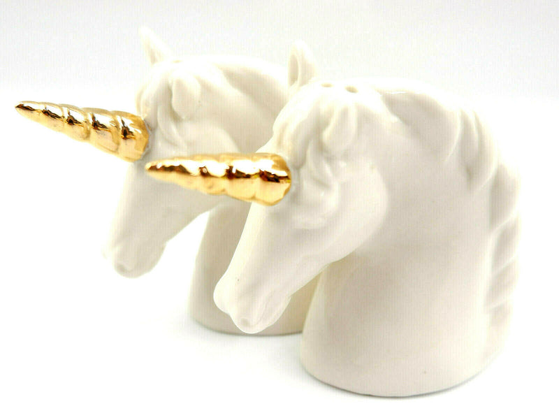 Sass and Belle Novelty Ceramic Salt & Pepper Shaker Pot Condiment Set Table Gift