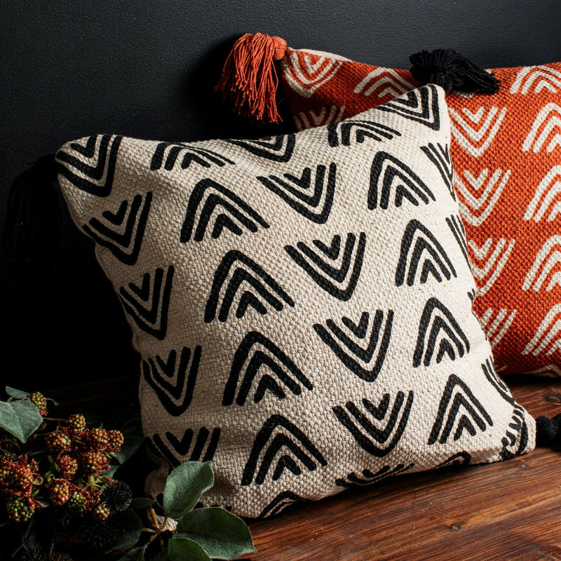 Sass & Belle Black and White Triangles Block Print Plush Cushion Chair